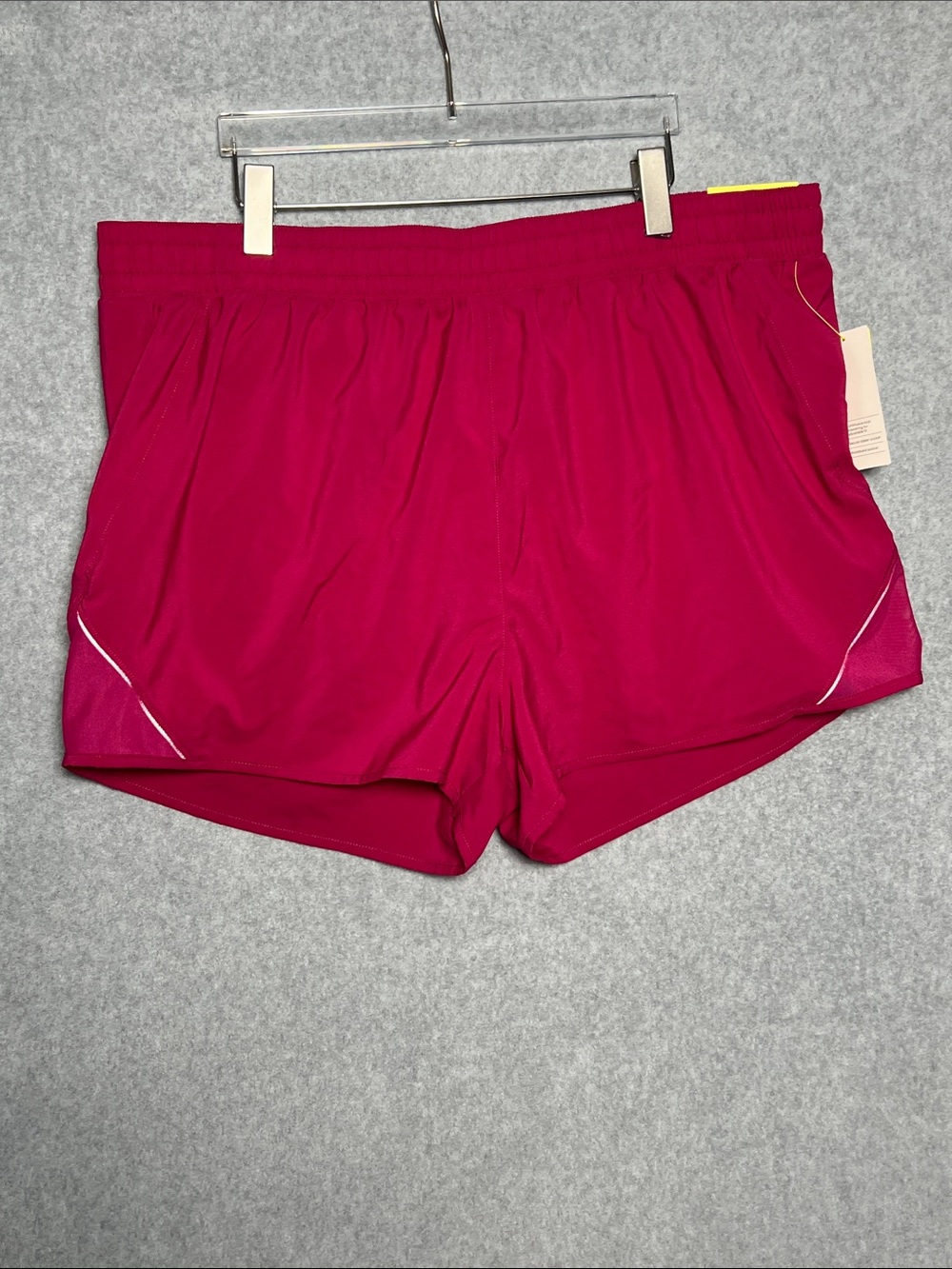 All in Motion Women’s Mid-Rise Run Shorts 3" Cranberry Pink NWT Sz 1X